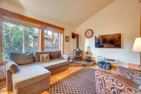 McCall Vacation Rental about half Mi to Payette Lake!